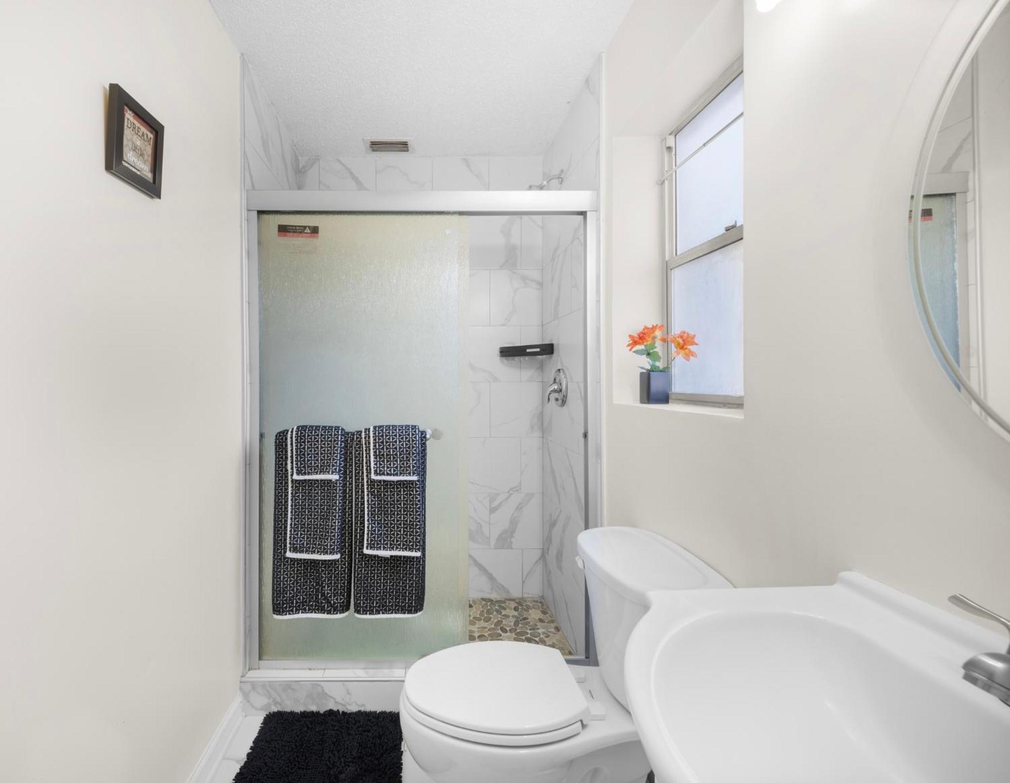 Pet Friendly Large Studio With Free Wi-Fi In Great Location! Orange Park Zewnętrze zdjęcie